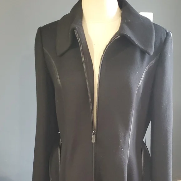 Dawn Levy NY Fergie  Black Fit & flare  Belted Wool  Coat  Sz L - Picture 10 of 17